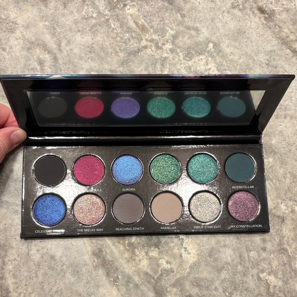✨LE✨DISCONTINUED ✨Sydney Grace X Temptalia Eyeshadow Palette-Quintessence